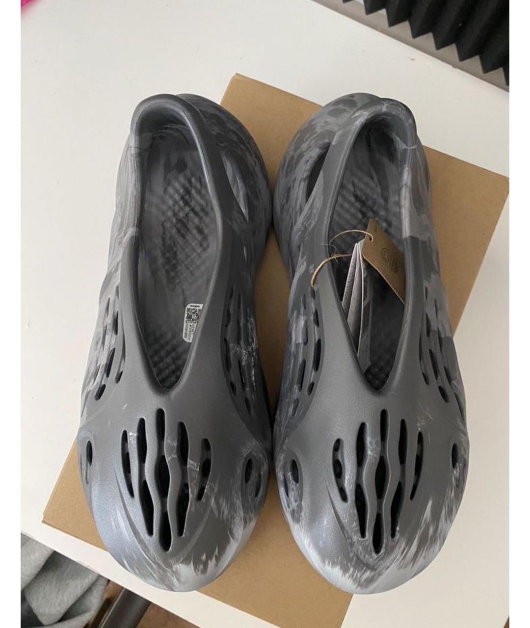 ADIDAS YEEZY Антрацитовые резиновые шлепанцы, фото 3