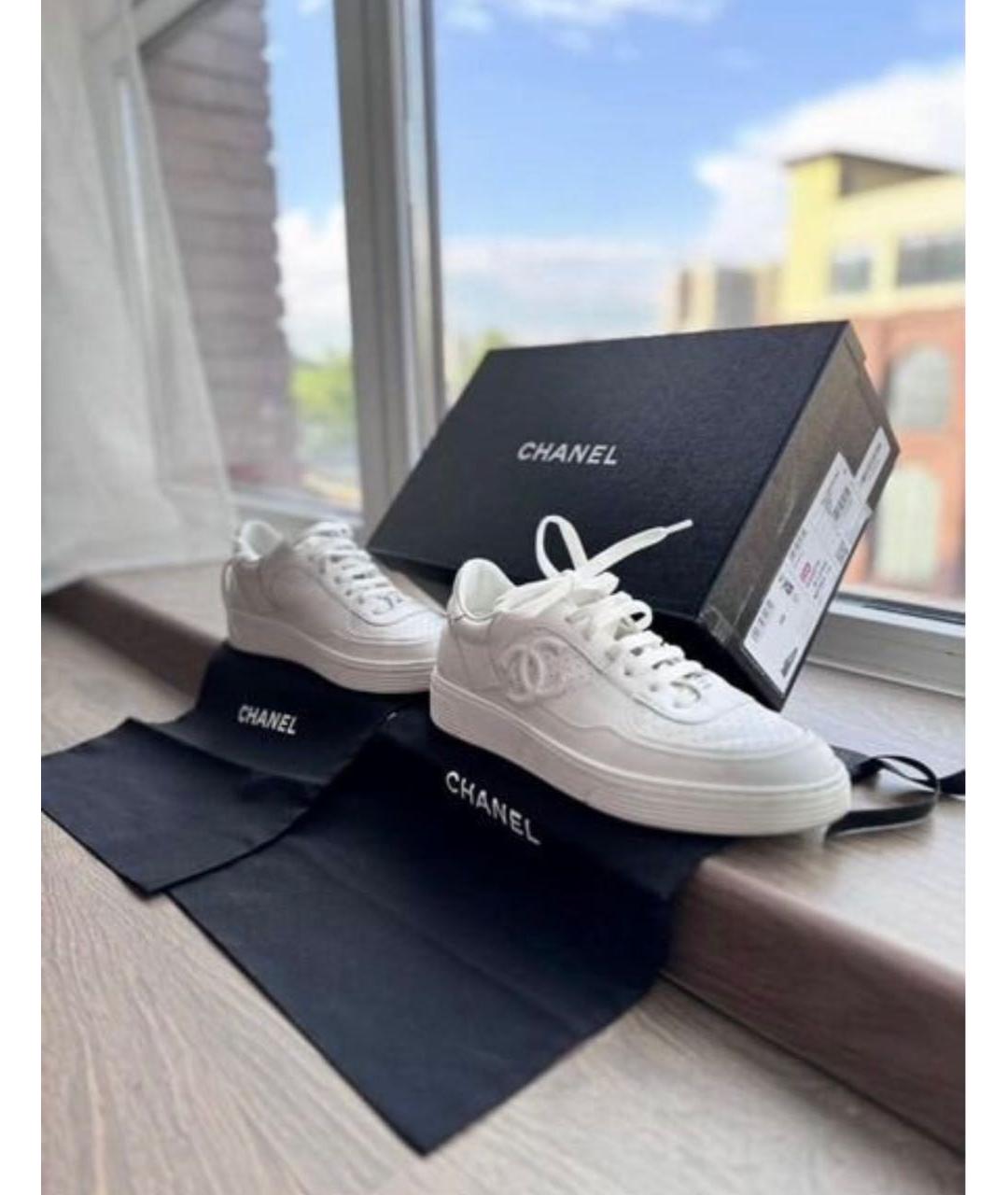 CHANEL Белые кожаные кеды, фото 2