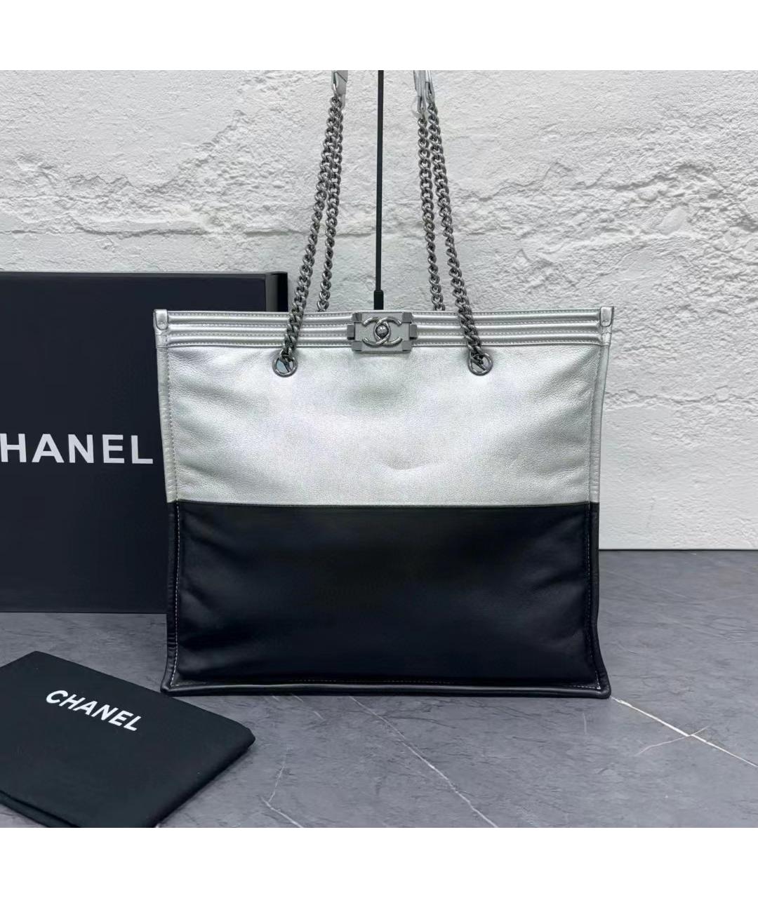 CHANEL Серебряная кожаная сумка тоут, фото 6