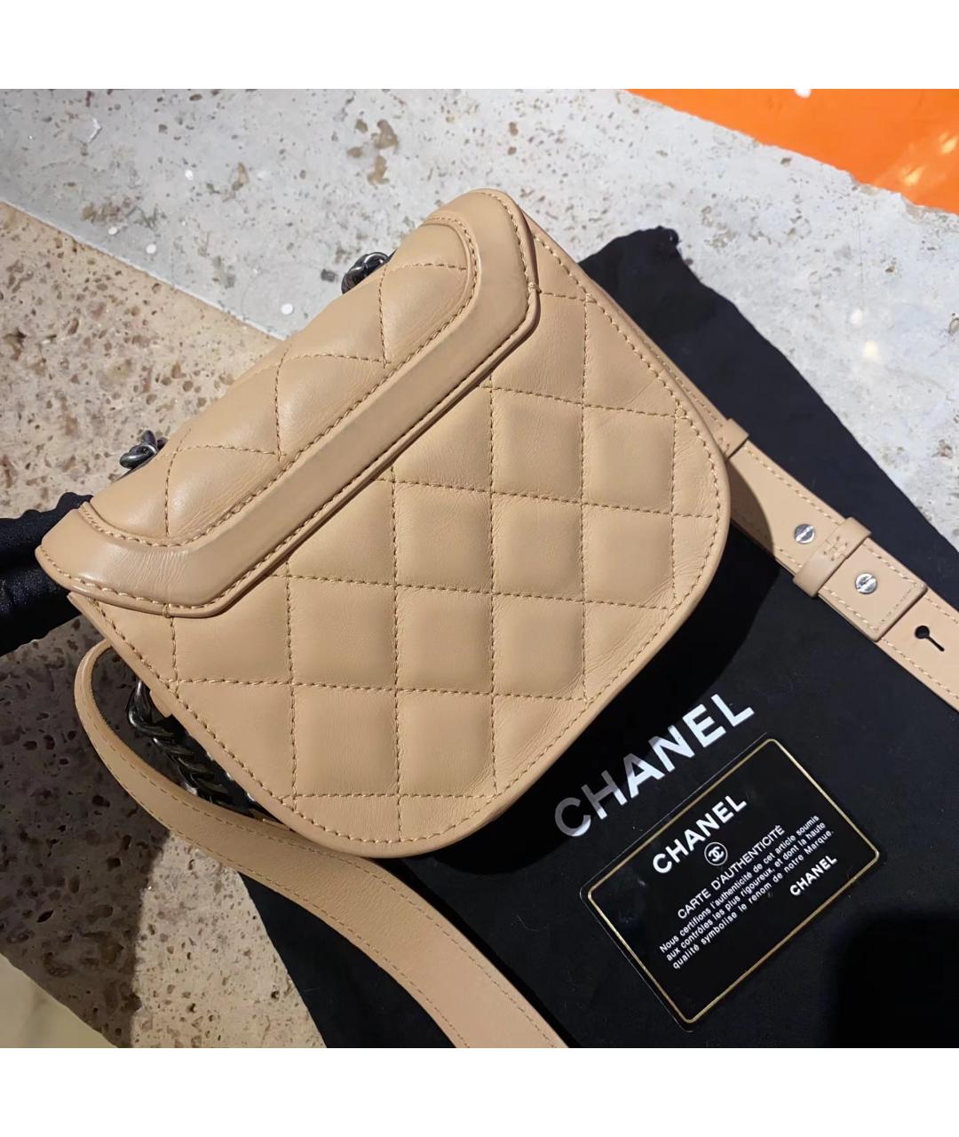 CHANEL Желтая кожаная сумка с короткими ручками, фото 8