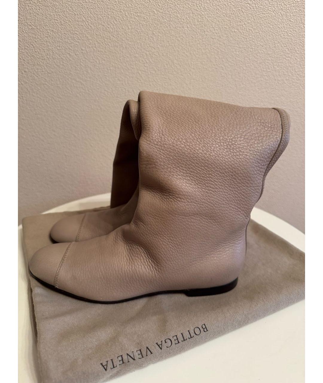 BOTTEGA VENETA Бежевые кожаные сапоги, фото 4