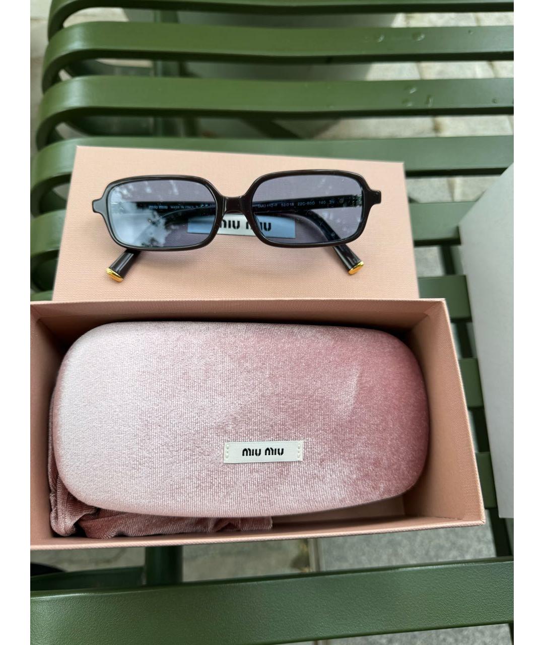 MIU MIU Черные пластиковые солнцезащитные очки, фото 4