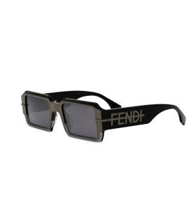 FENDI Солнцезащитные очки