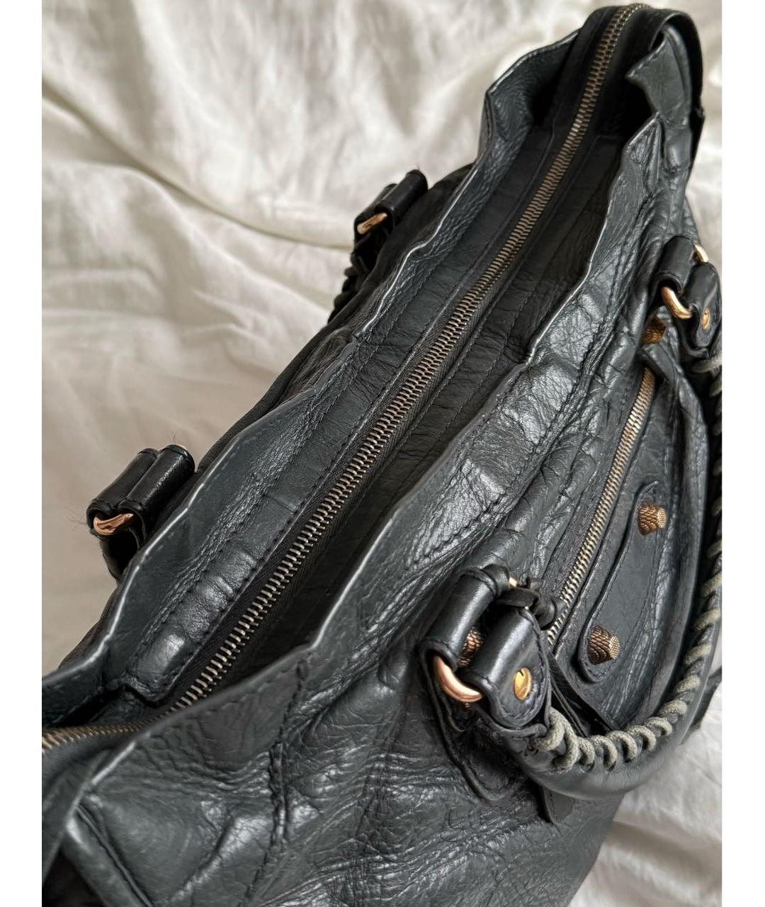 BALENCIAGA Серая кожаная сумка с короткими ручками, фото 4