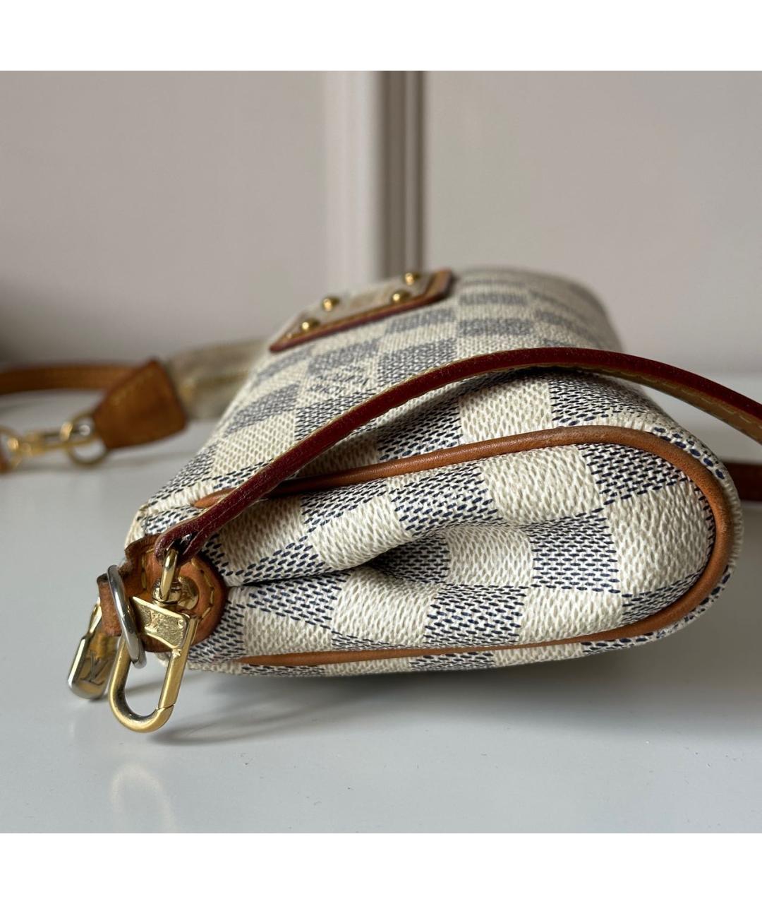 LOUIS VUITTON Белая кожаная сумка через плечо, фото 5