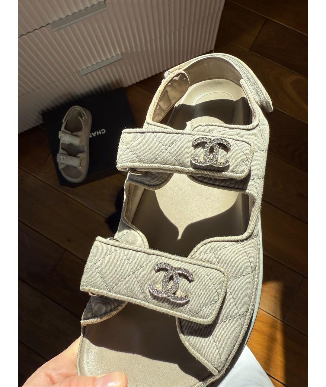 CHANEL Серые текстильные сандалии, фото 3