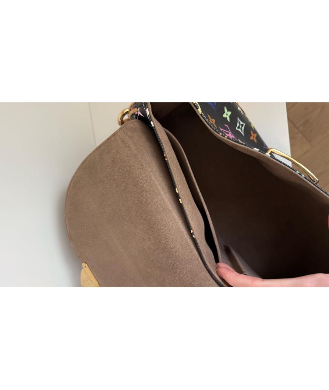 LOUIS VUITTON Черная кожаная сумка через плечо, фото 4