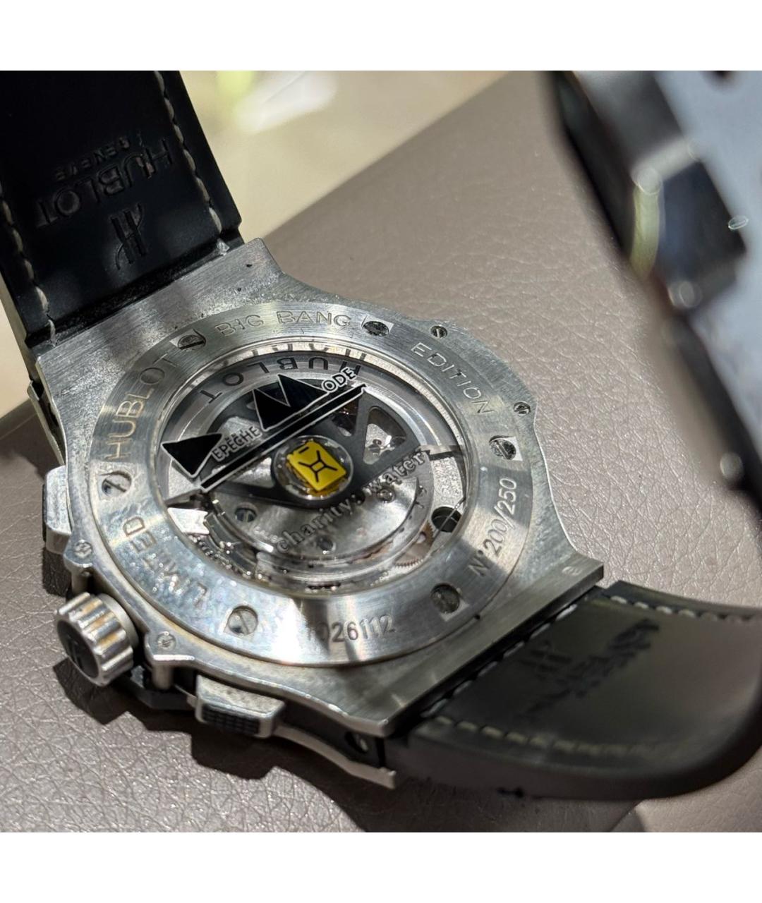 HUBLOT Черные часы из экзотической кожи, фото 7