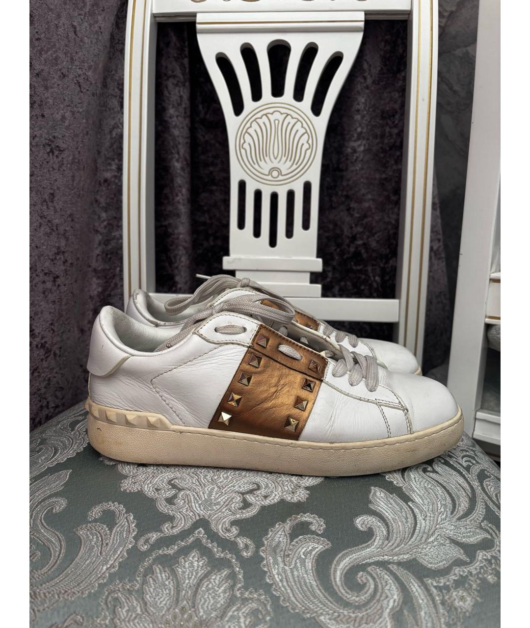 VALENTINO Белые кожаные низкие кроссовки / кеды, фото 5