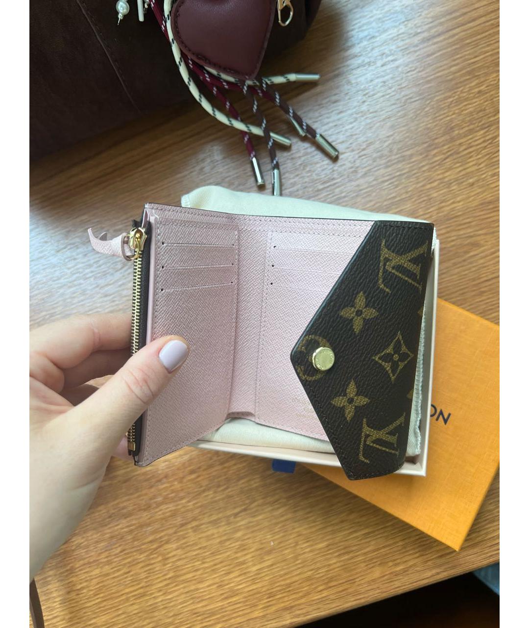 LOUIS VUITTON Коричневый кошелек, фото 2