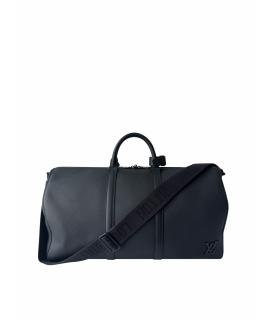 LOUIS VUITTON Дорожная и спортивная сумка