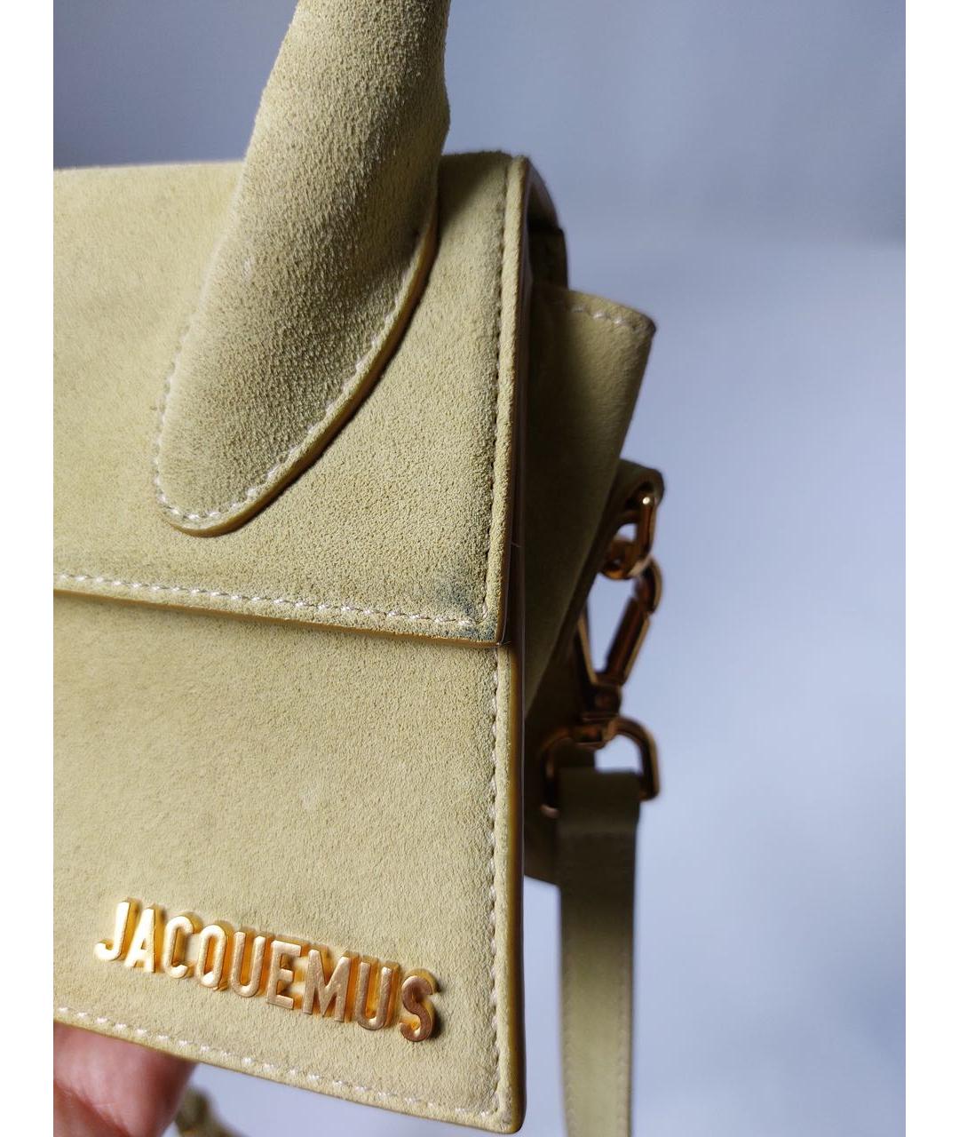 JACQUEMUS Горчичная замшевая сумка с короткими ручками, фото 5