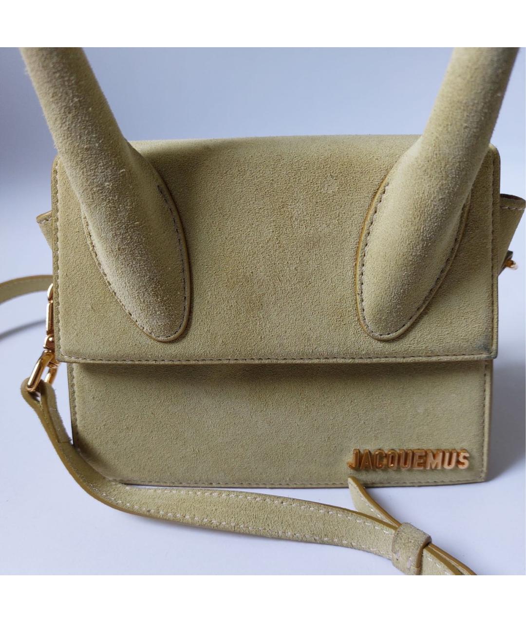 JACQUEMUS Горчичная замшевая сумка с короткими ручками, фото 7