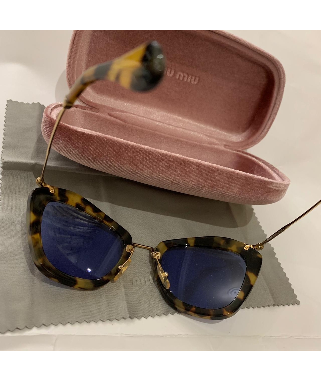 MIU MIU Фиолетовые пластиковые солнцезащитные очки, фото 4