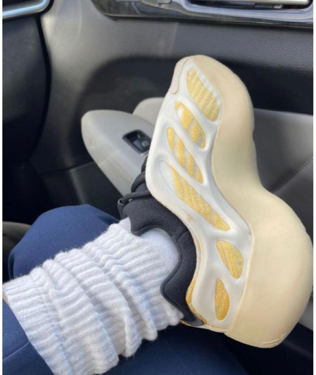 ADIDAS YEEZY Бежевые кроссовки, фото 3