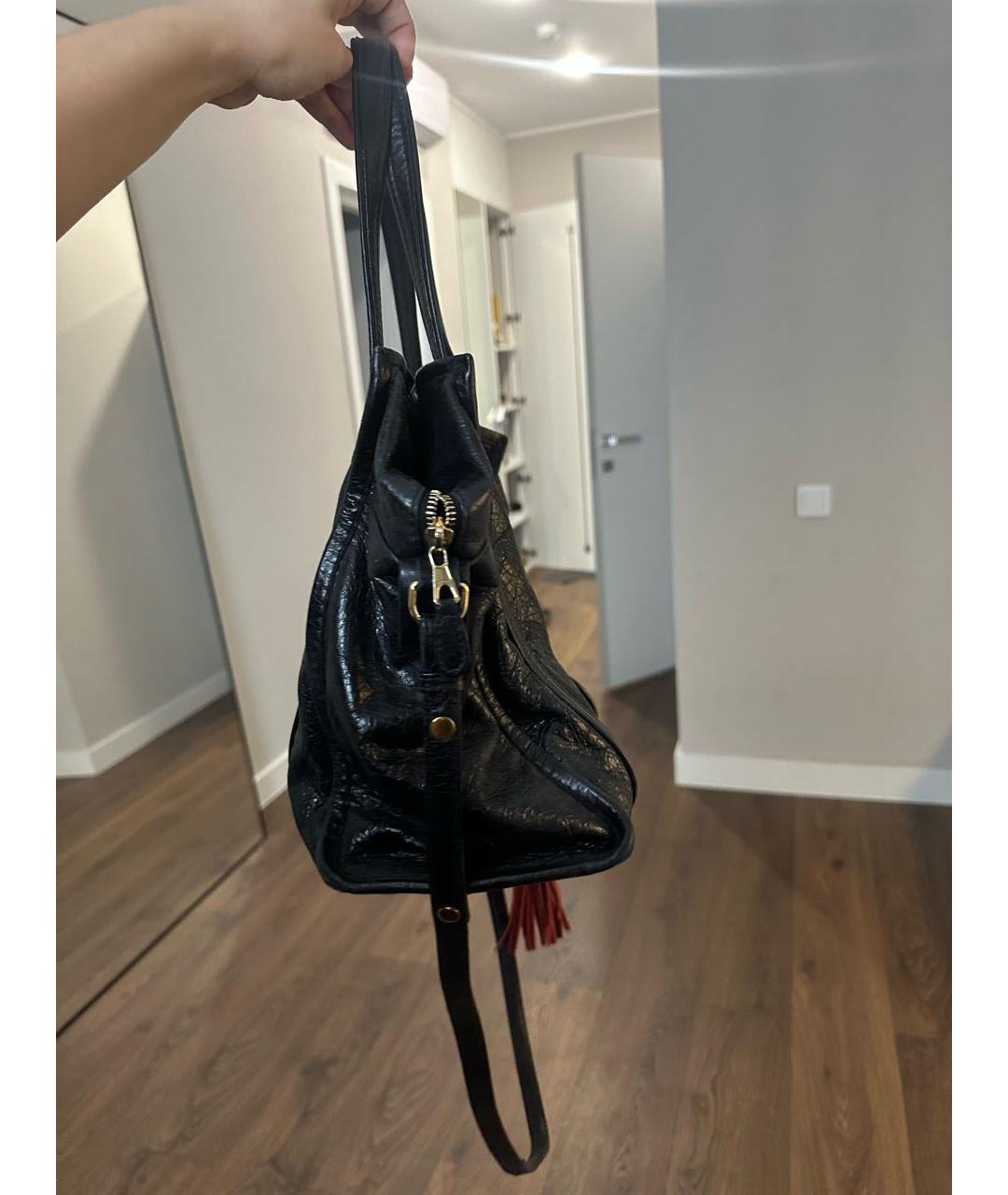 BALENCIAGA Черная сумка тоут из лакированной кожи, фото 3