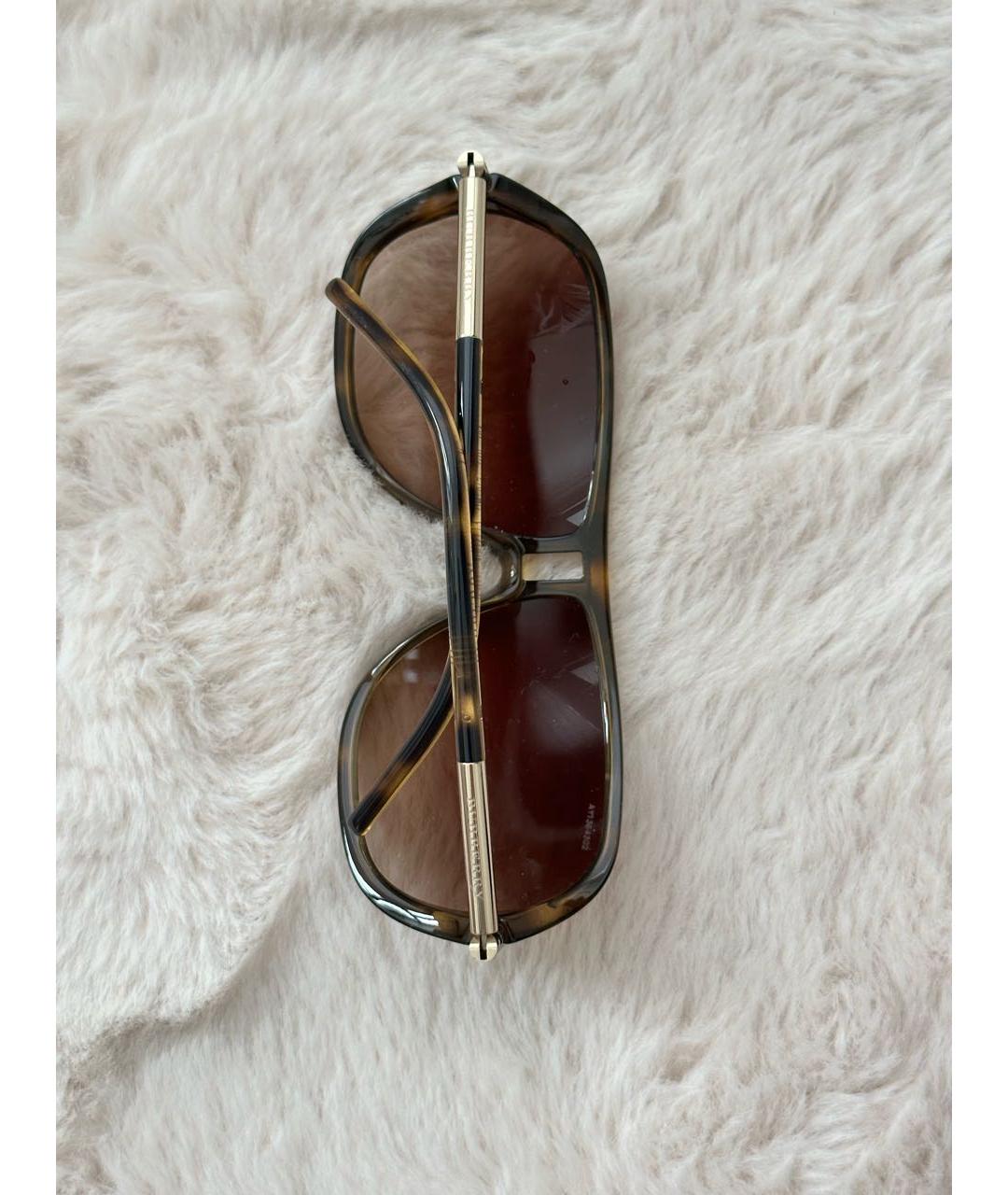 BURBERRY Коричневые пластиковые солнцезащитные очки, фото 4