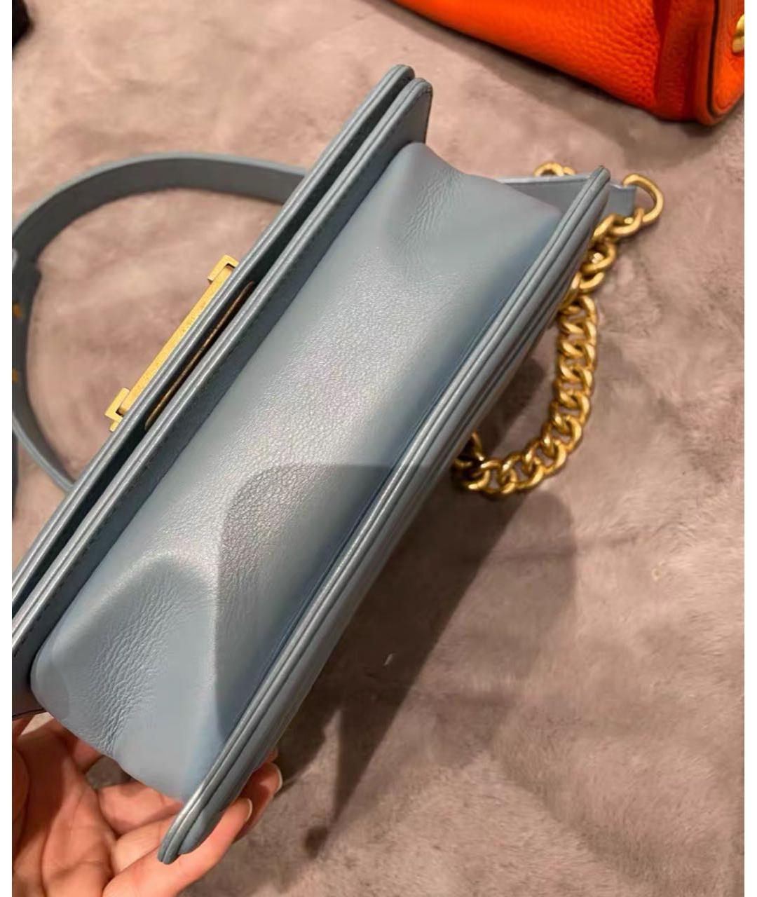 CHANEL Голубая кожаная сумка через плечо, фото 3