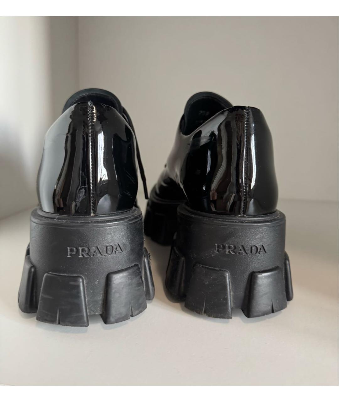 PRADA Черные брогги и оксфорды из лакированной кожи, фото 3