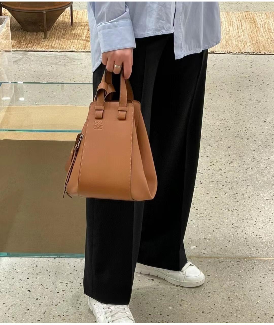 LOEWE Коричневая кожаная сумка через плечо, фото 9