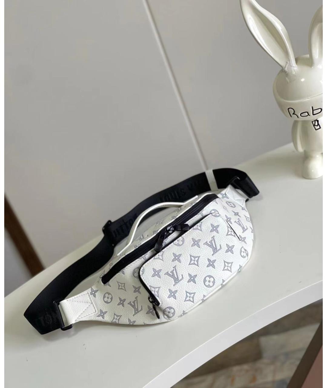 LOUIS VUITTON Белая кожаная поясная сумка, фото 3