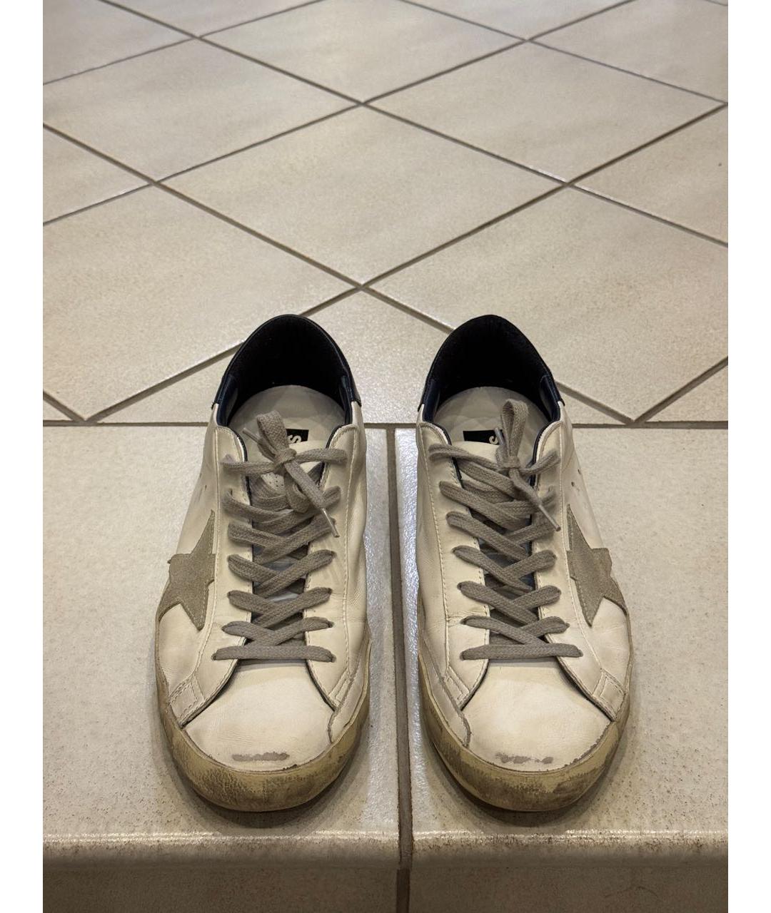 GOLDEN GOOSE DELUXE BRAND Белые кожаные низкие кроссовки / кеды, фото 3