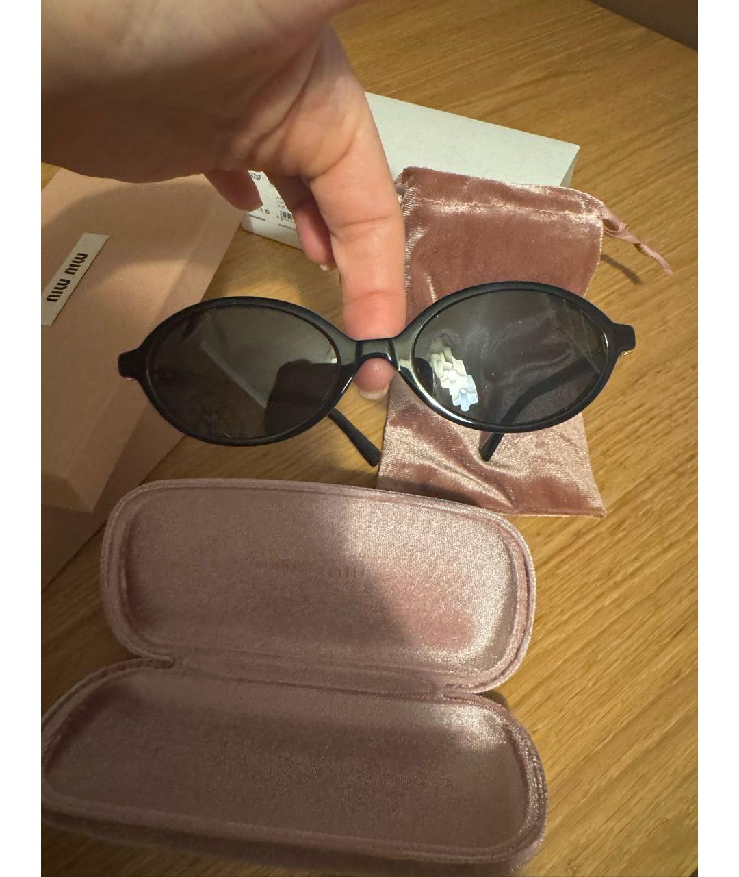 MIU MIU Черные солнцезащитные очки, фото 2
