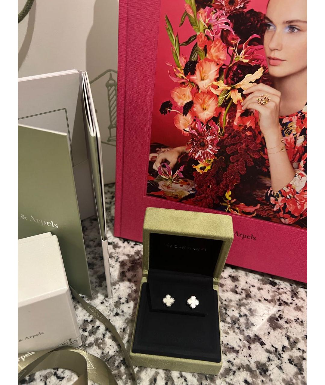 VAN CLEEF & ARPELS Белые серьги из белого золота, фото 3