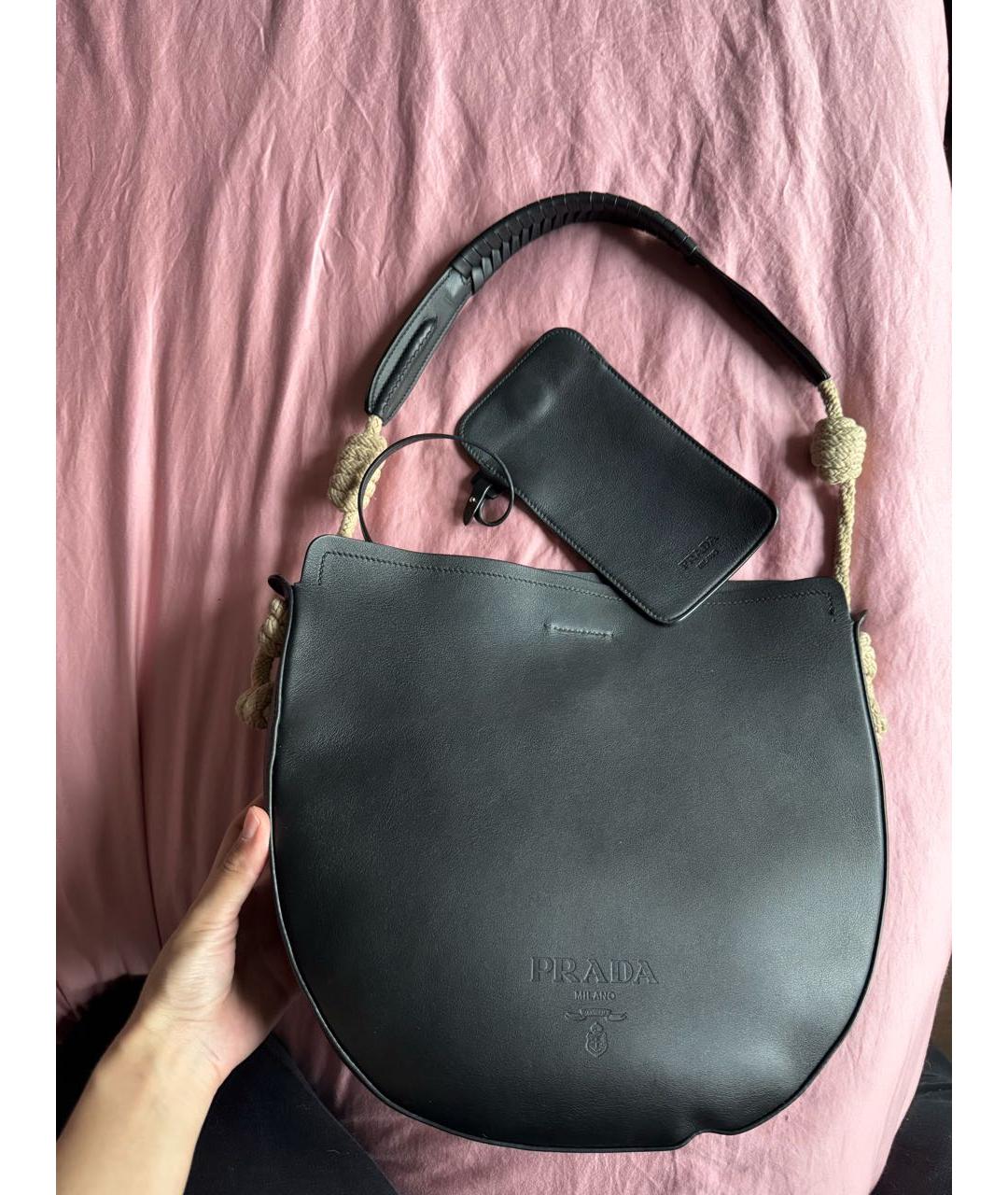 PRADA Черная кожаная сумка тоут, фото 2