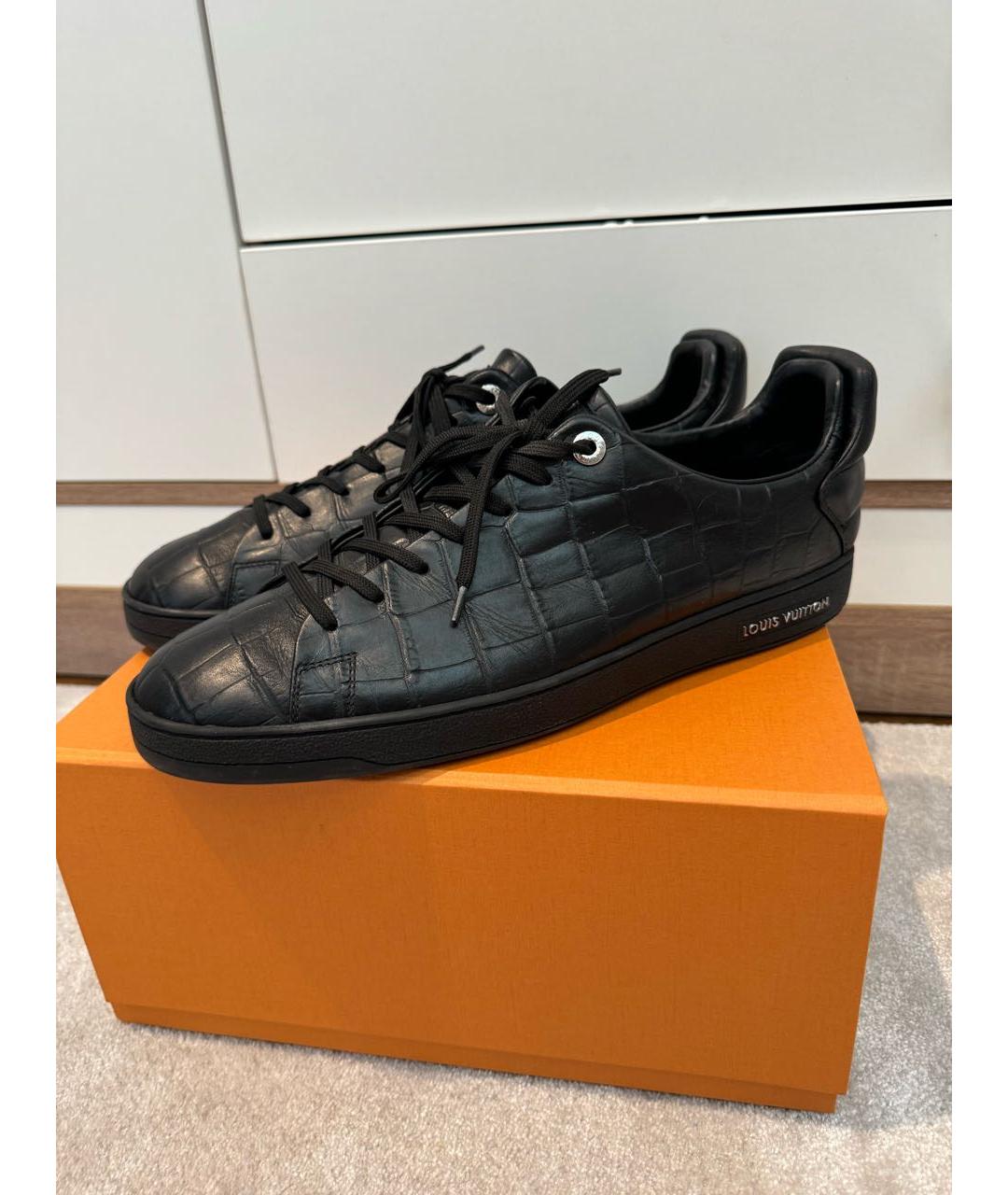 LOUIS VUITTON Черные кожаные низкие кроссовки / кеды, фото 2