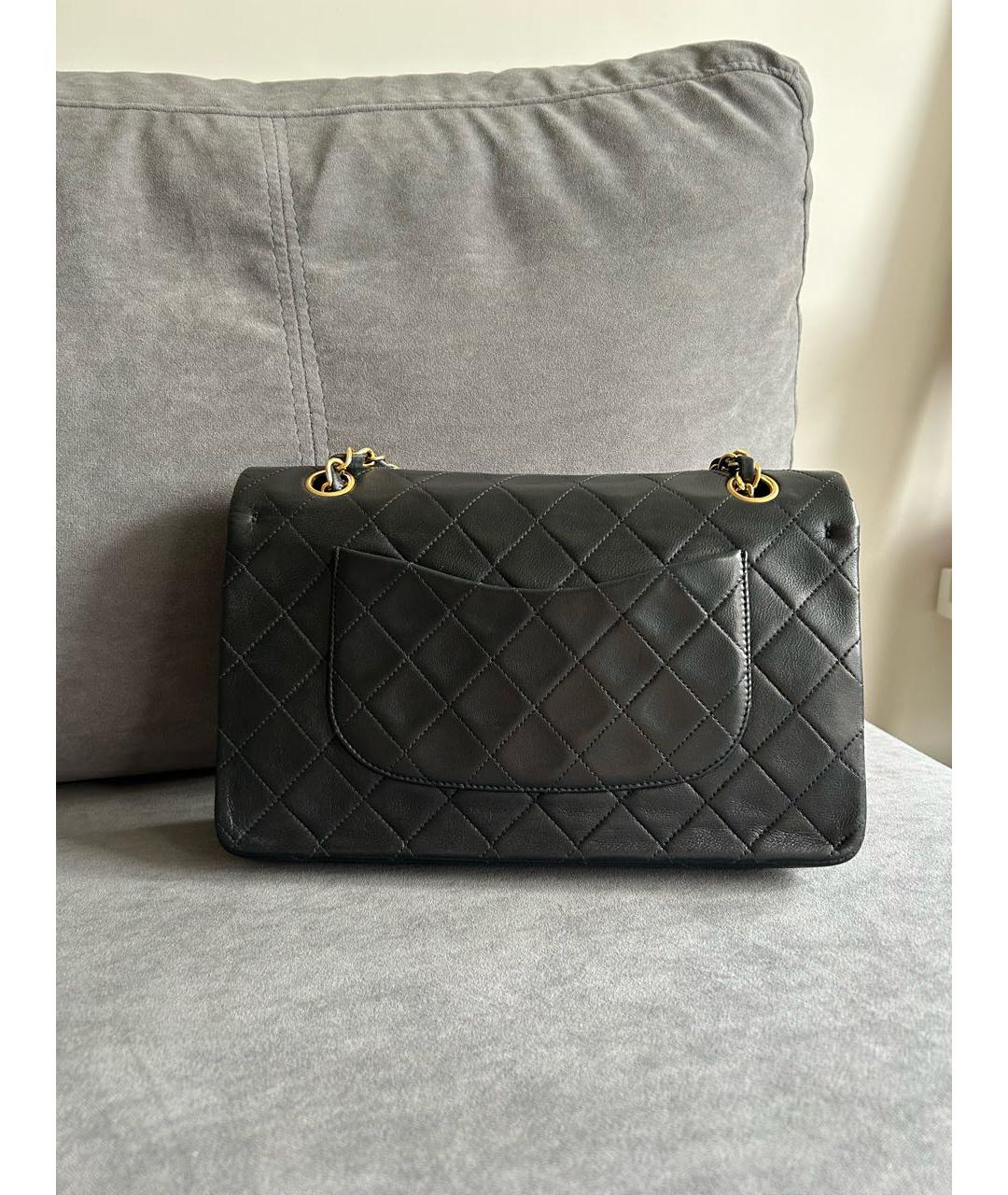 CHANEL Черная кожаная сумка через плечо, фото 3