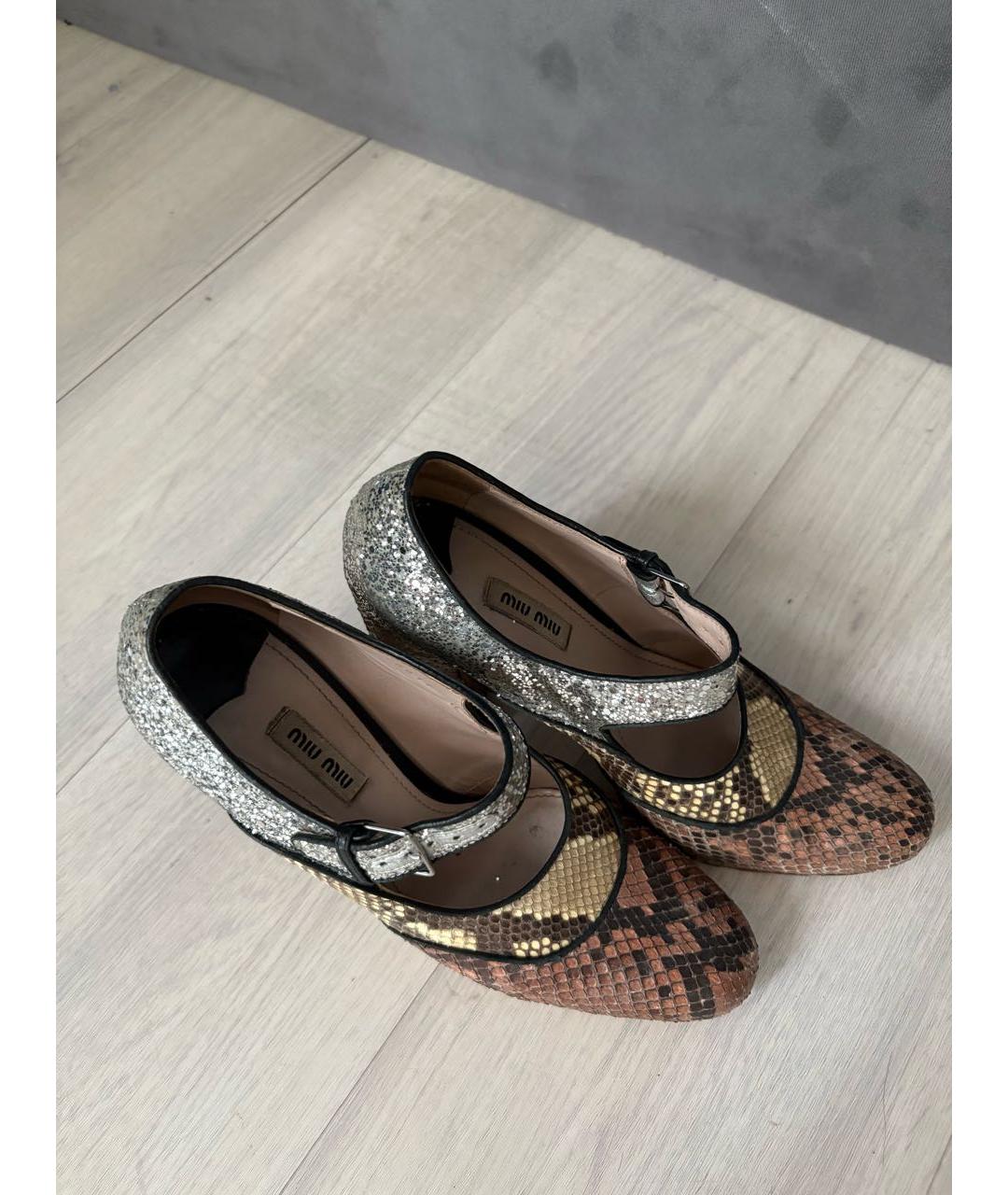 MIU MIU Бежевые кожаные туфли, фото 4
