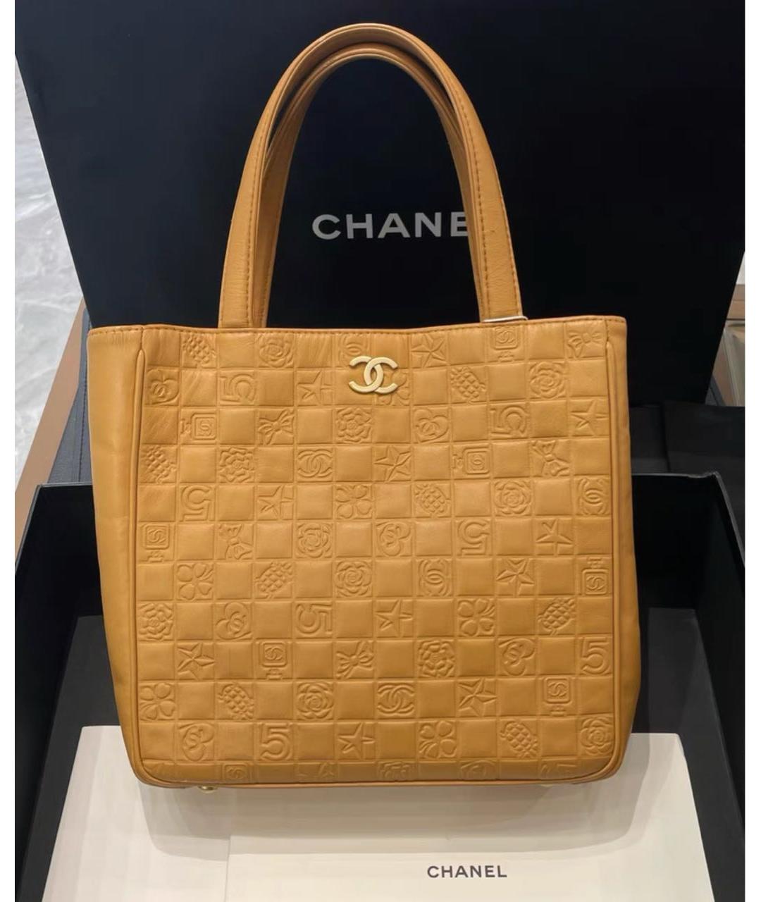 CHANEL Горчичная кожаная сумка тоут, фото 2