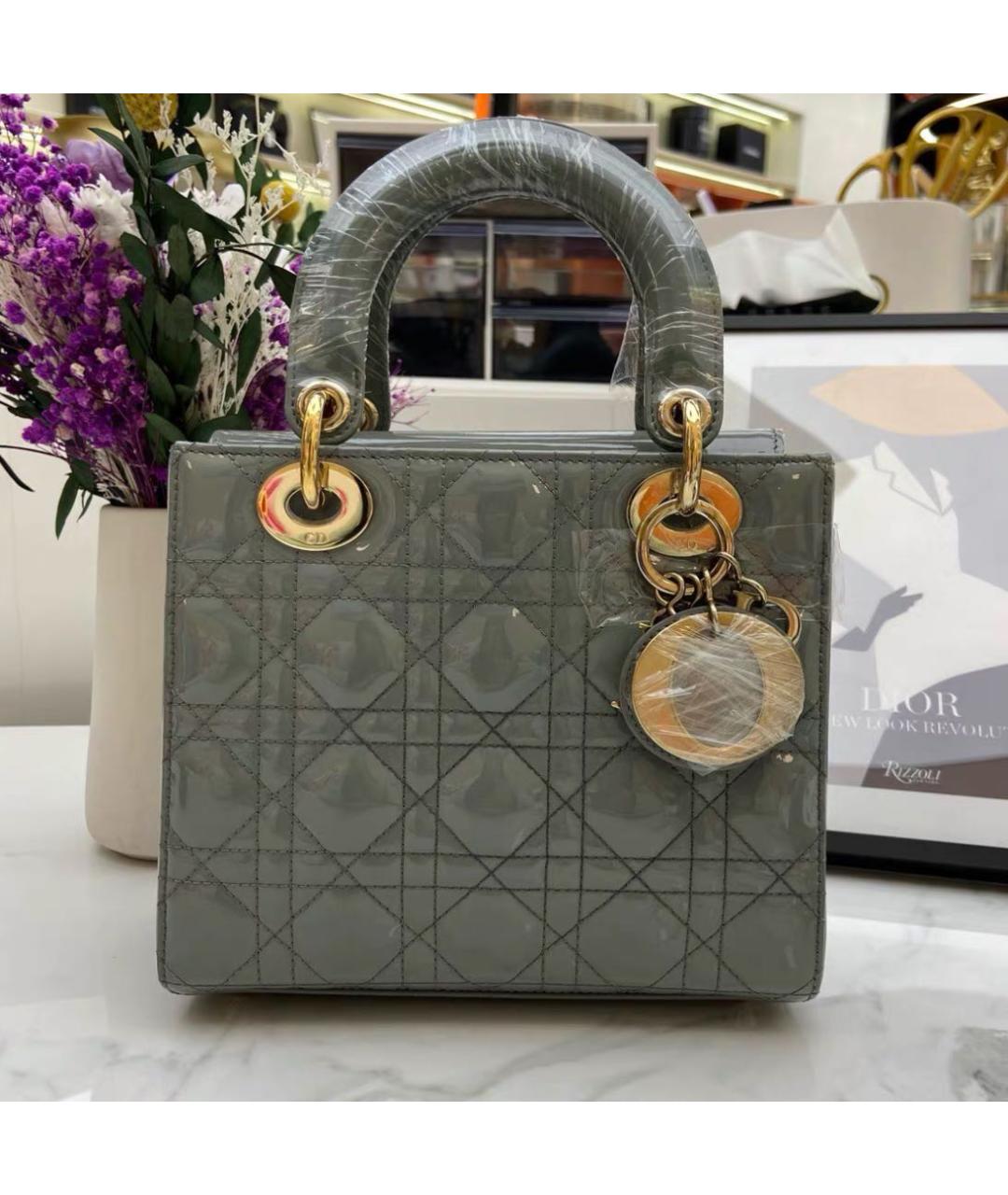 CHRISTIAN DIOR Сумка с короткими ручками из лакированной кожи, фото 2