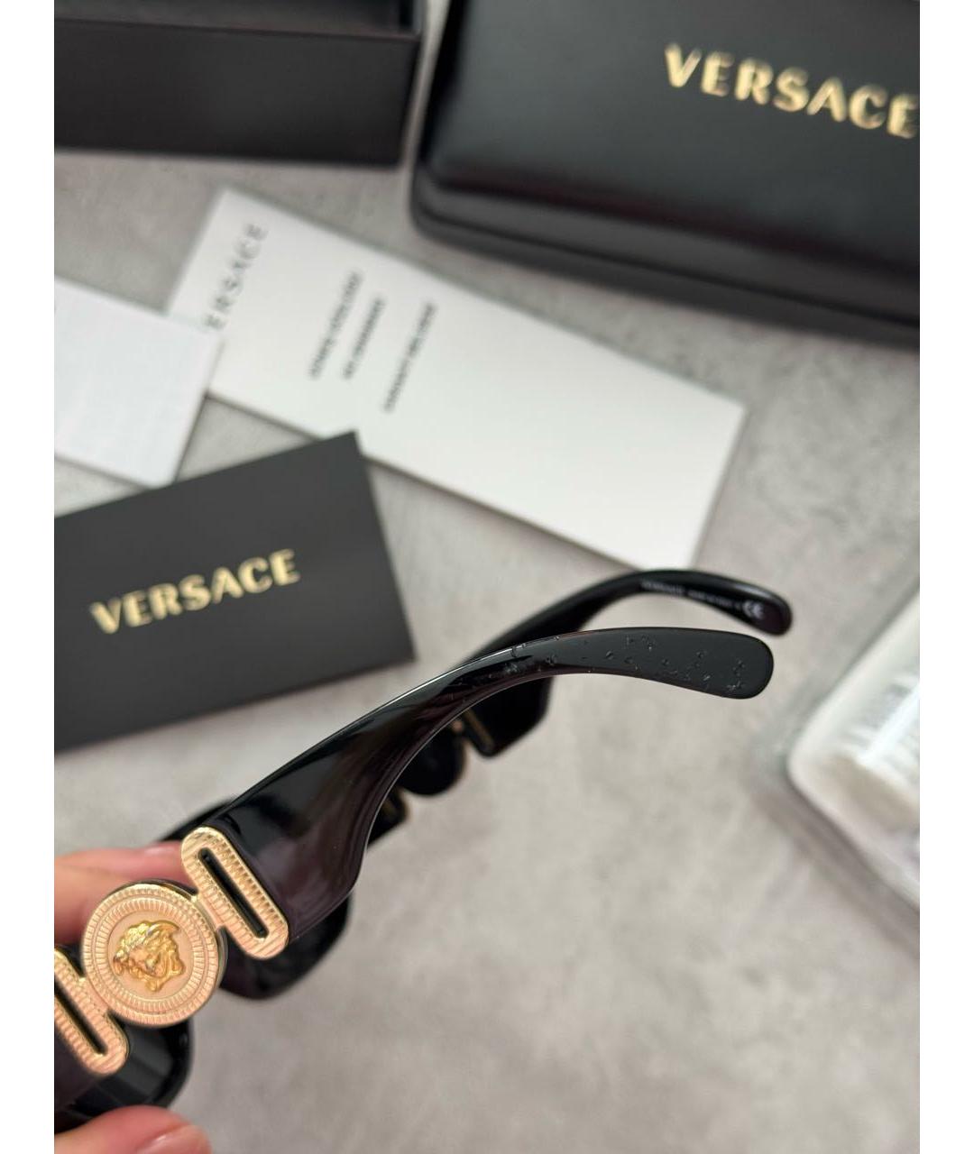VERSACE Черные пластиковые солнцезащитные очки, фото 5