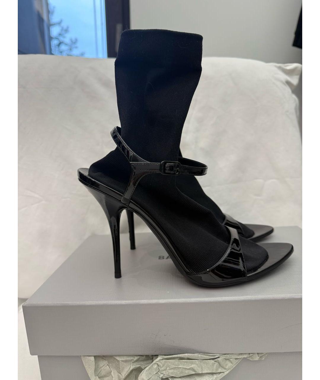 BALENCIAGA Черные ботильоны из лакированной кожи, фото 6
