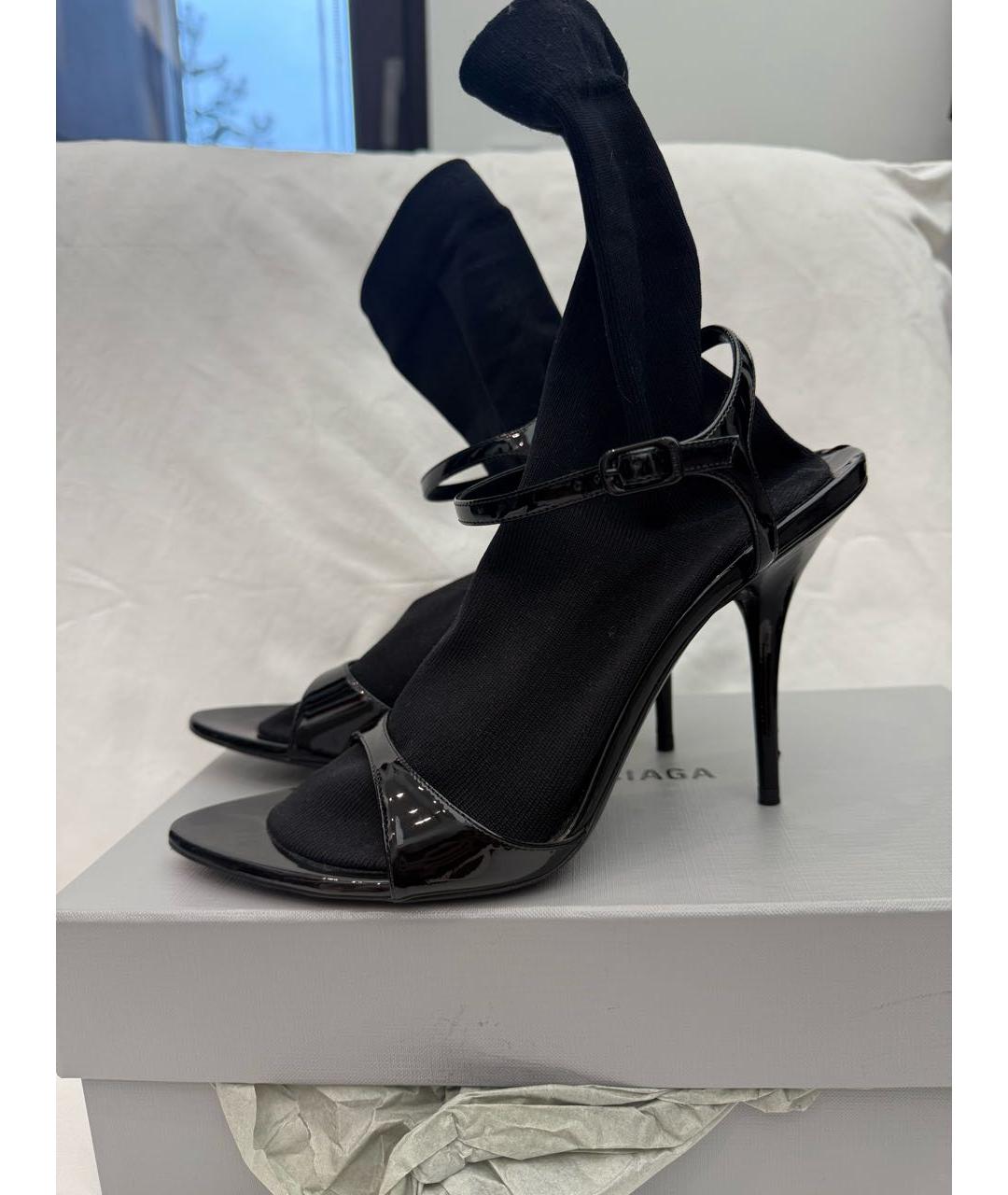 BALENCIAGA Черные ботильоны из лакированной кожи, фото 2