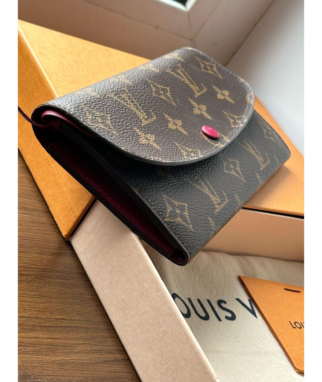 LOUIS VUITTON Коричневый кожаный кошелек, фото 2