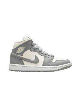 NIKE Кроссовки