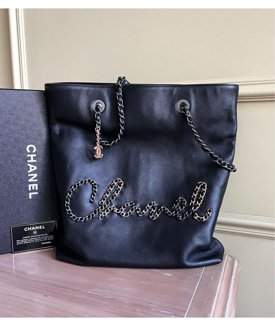 CHANEL Черная кожаная сумка тоут, фото 2