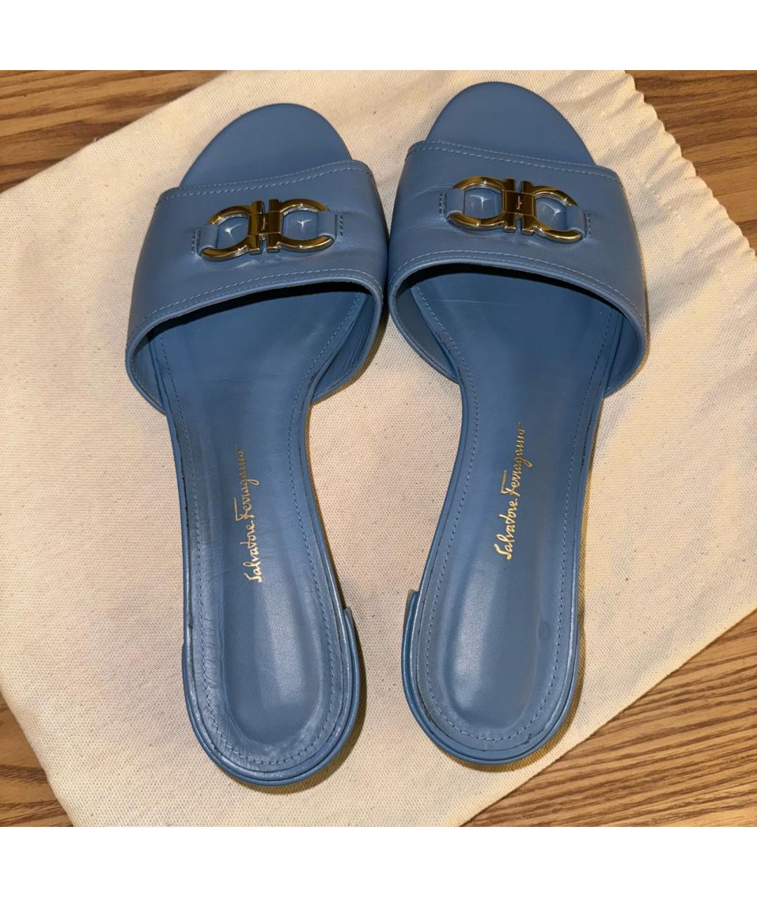FERRAGAMO Синие кожаные босоножки, фото 3