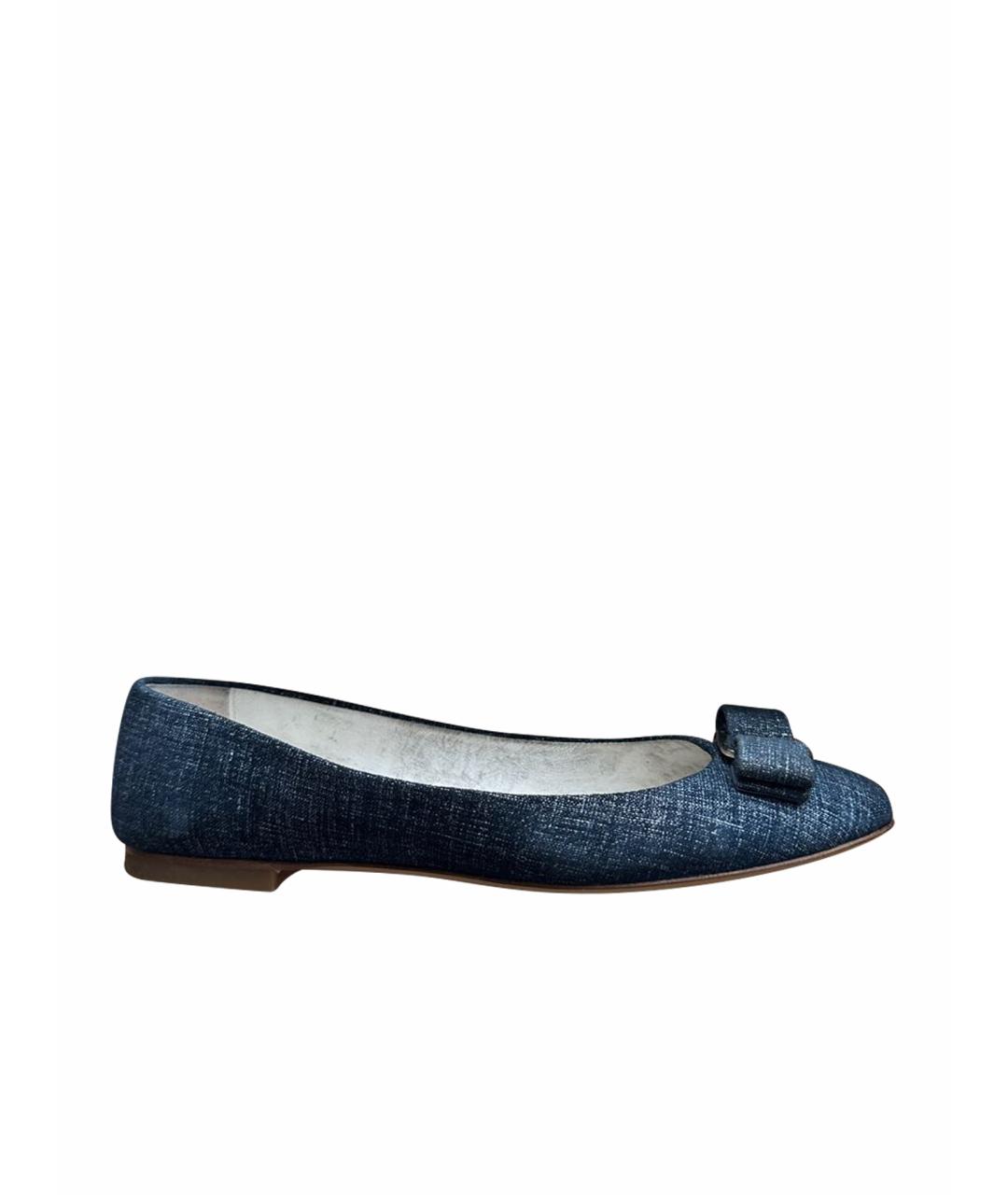 FERRAGAMO Темно-синие балетки из лакированной кожи, фото 1