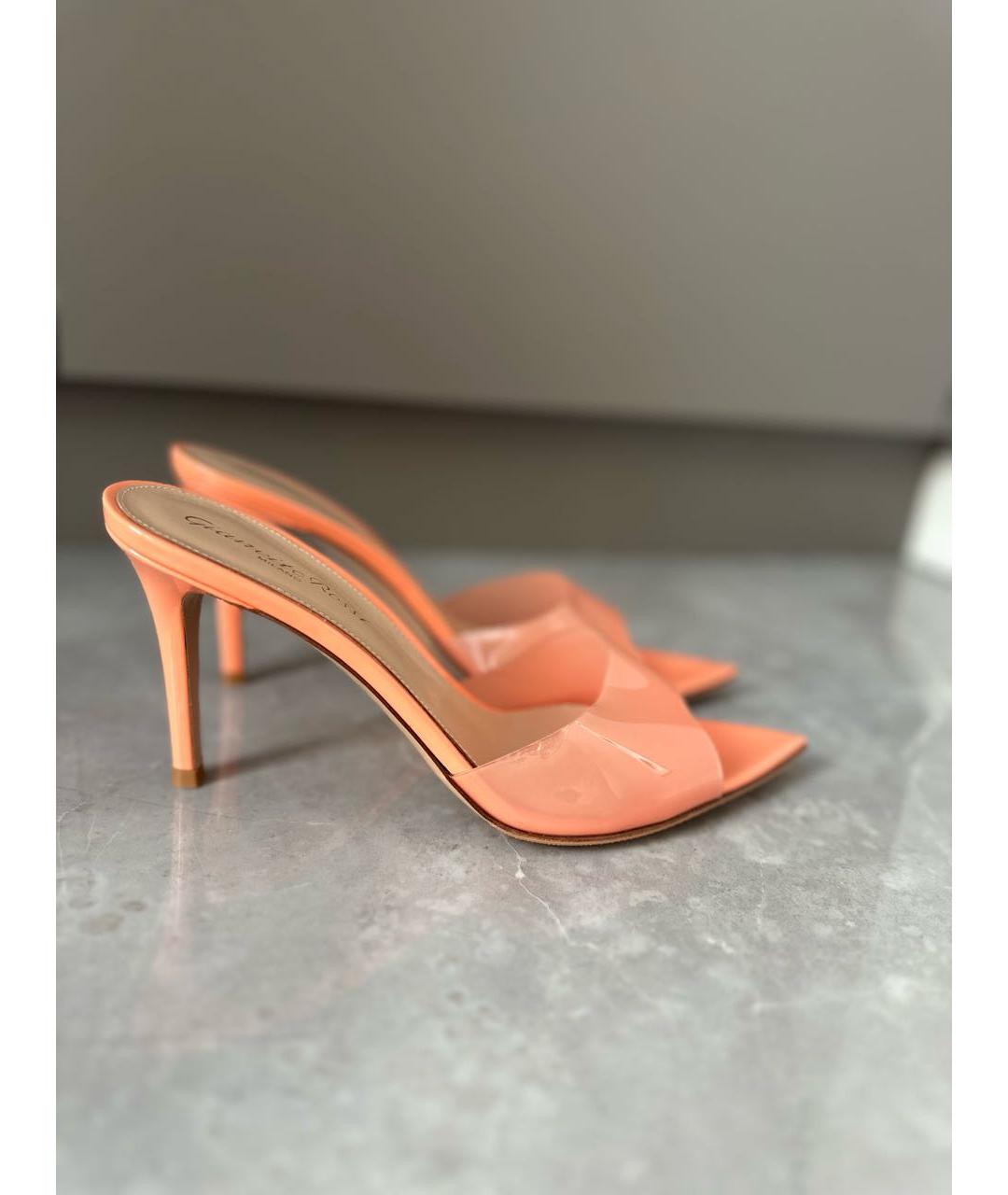 GIANVITO ROSSI Коралловые резиновые мюли, фото 6