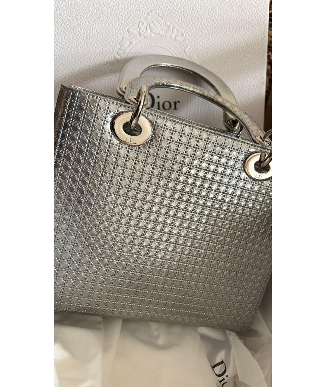 CHRISTIAN DIOR Серебряная кожаная сумка с короткими ручками, фото 4