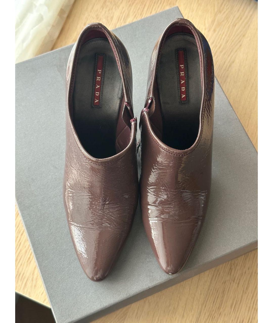 PRADA Бордовые ботильоны из лакированной кожи, фото 2