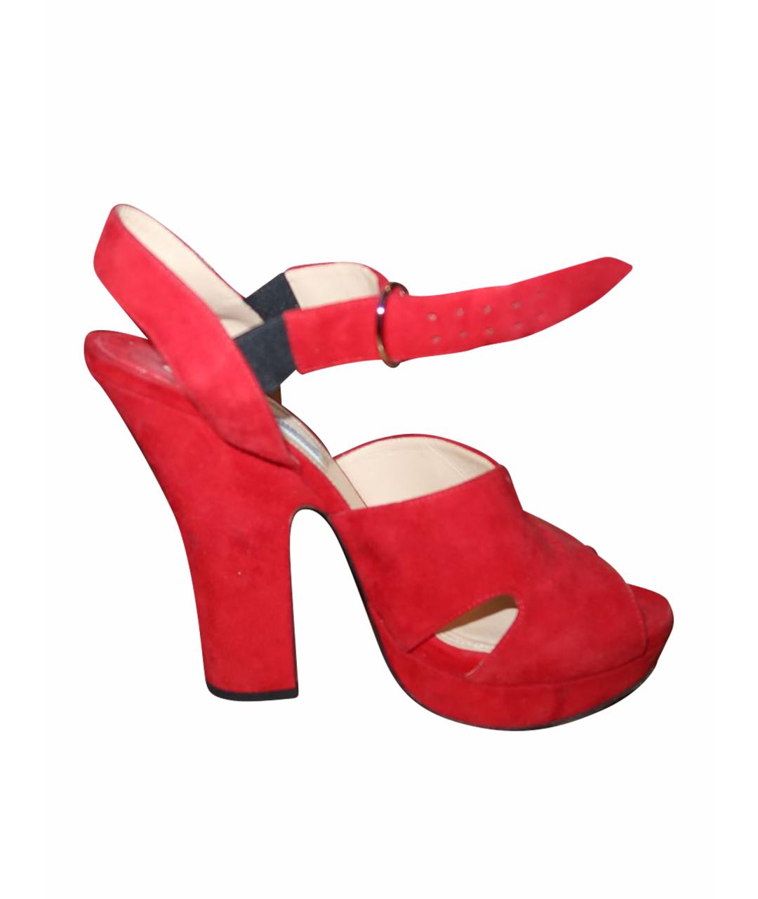 PRADA Красные замшевые босоножки, фото 1