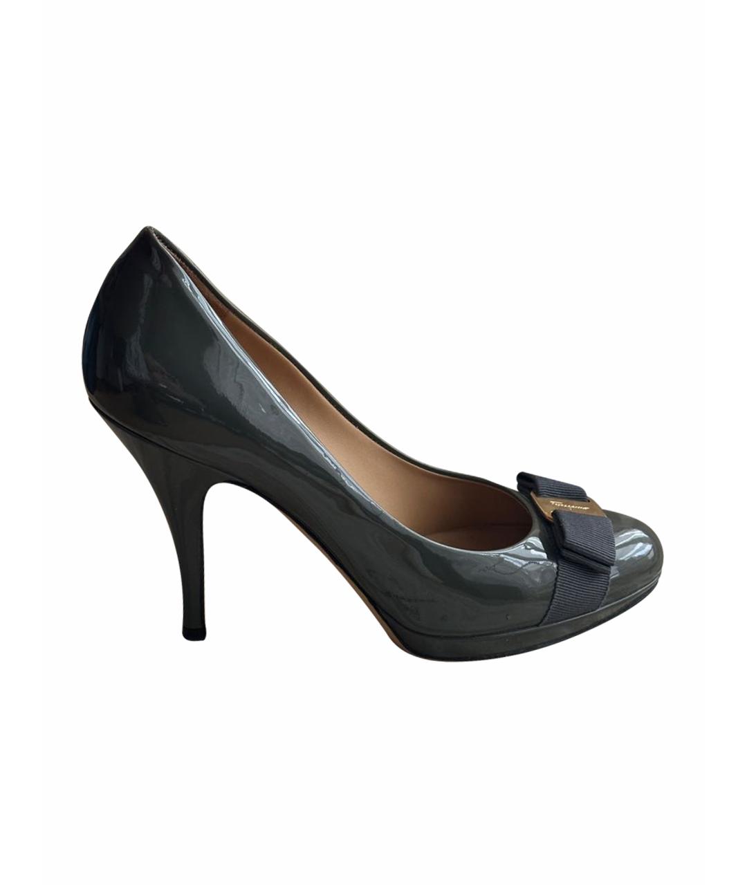 FERRAGAMO Серые туфли из лакированной кожи, фото 1
