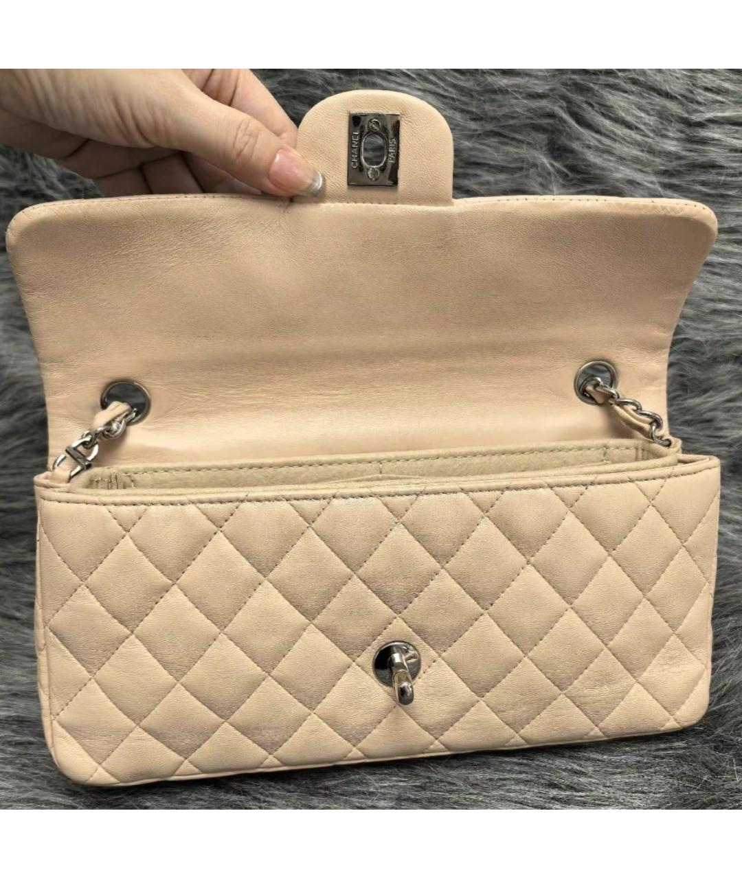 CHANEL Бежевая кожаная сумка через плечо, фото 4