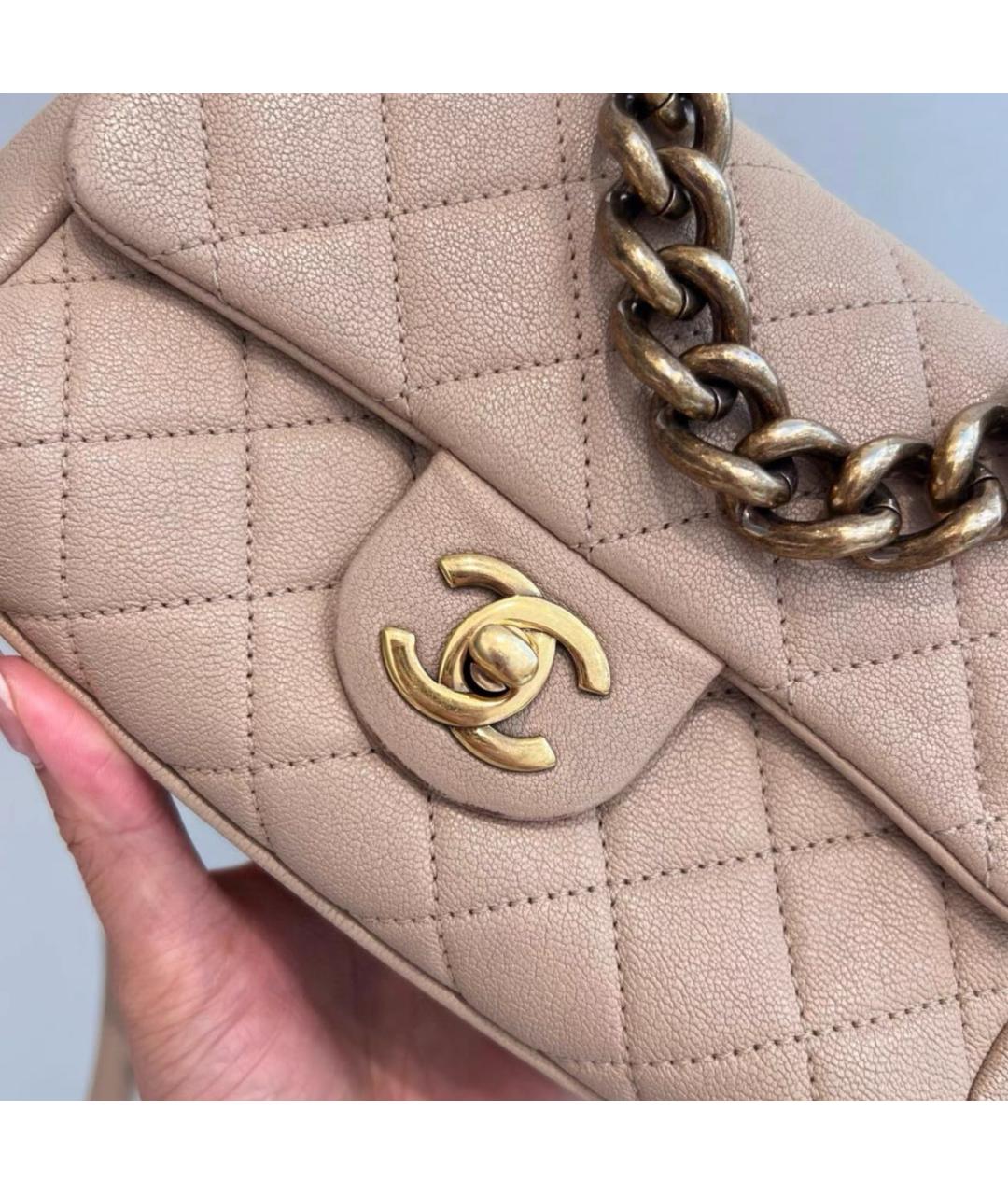 CHANEL Бежевая кожаная сумка через плечо, фото 3