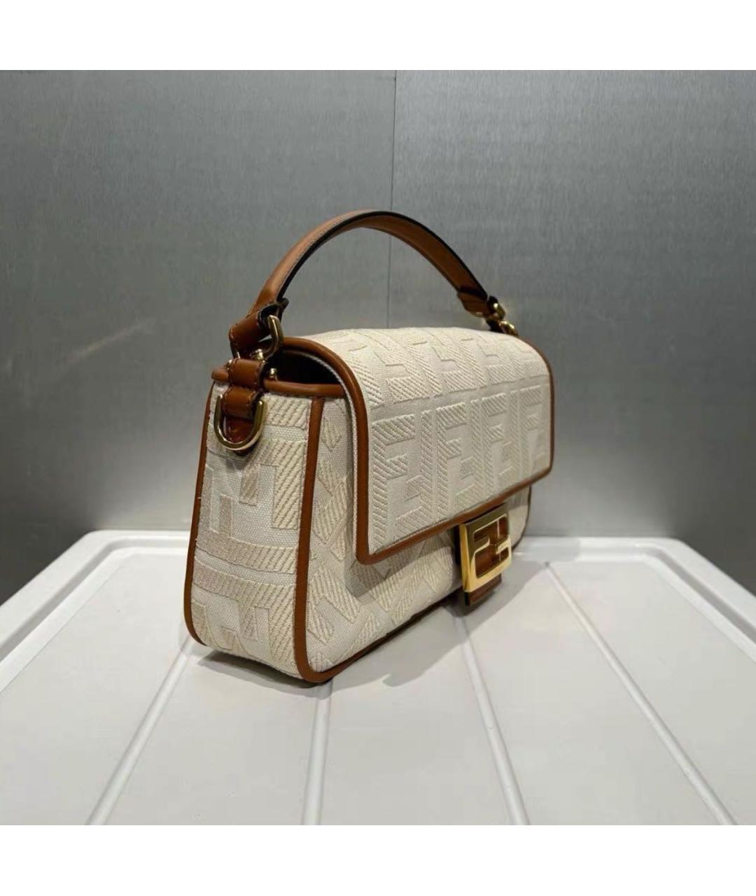 FENDI Бежевая кожаная сумка через плечо, фото 2